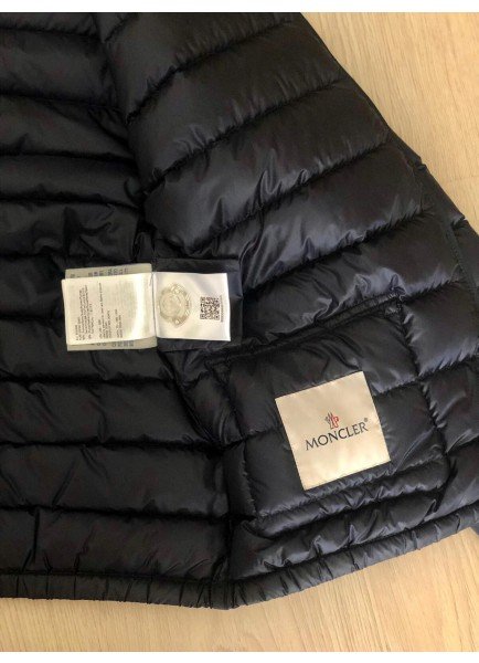 moncler striuke